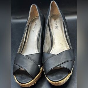 St Johns Bay Pump Womens 8 .5 Black Slip On Peep Toe Espadrille Wedge Leather